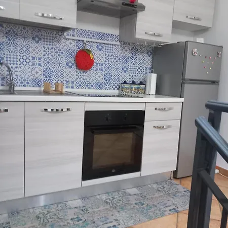 Magnolia Con Parcheggio Privato Holiday home *